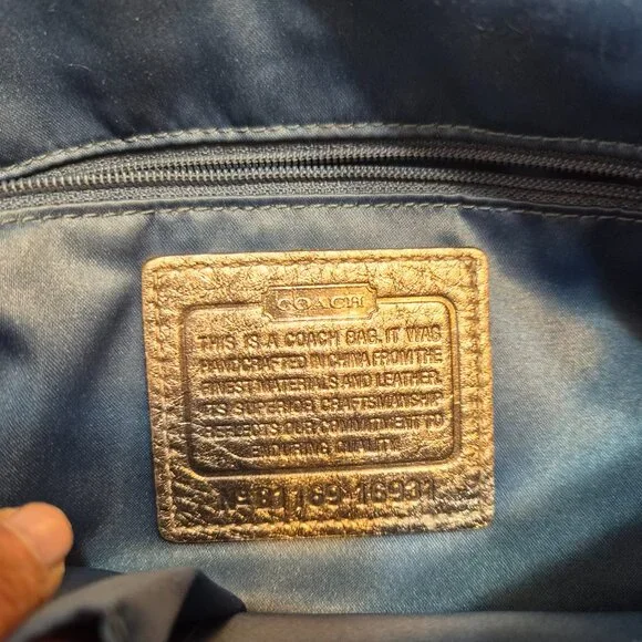 Coach handbag - Picture 3 of 4